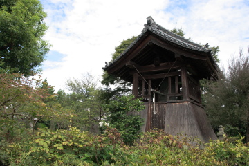 石光寺の鐘楼